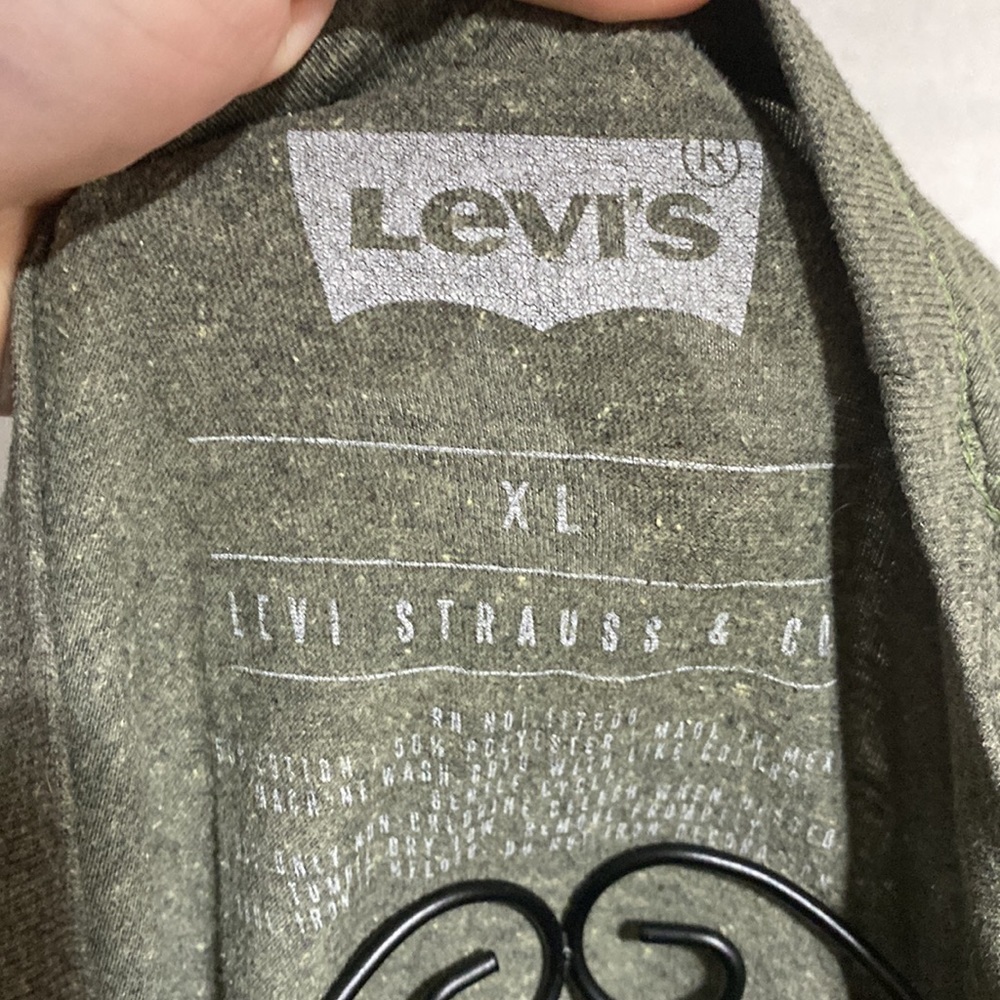 Levi’s mens t-shirt - Picture 3 of 5
